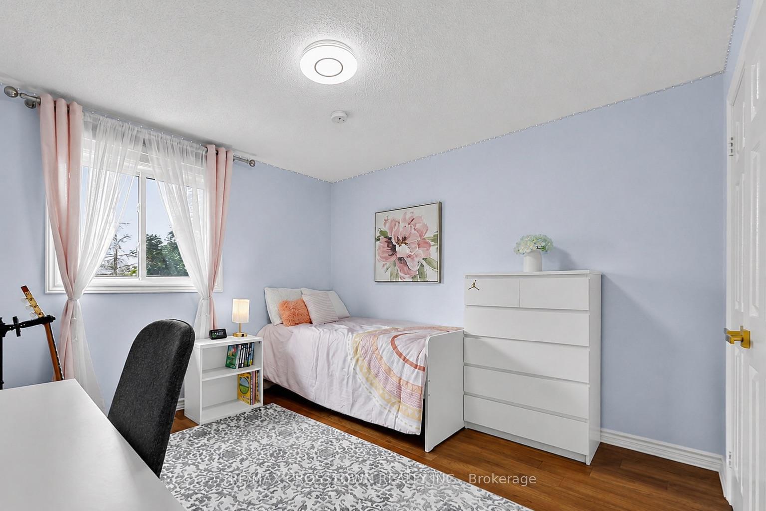 Photo 16 of 41 Russell Hill Drive, Barrie, Painswick South — HOMEH
