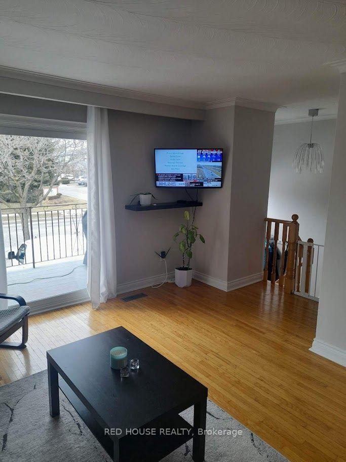 Photo 4 of Unit main, 518 Meadows Boulevard, Mississauga, Rathwood — HOMEH