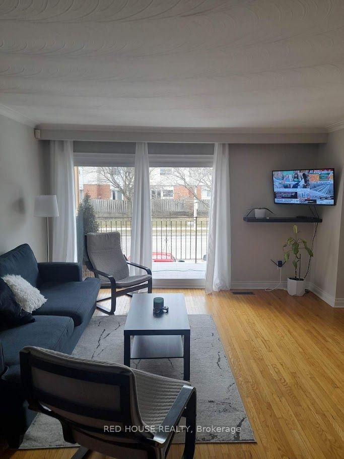Photo 5 of Unit main, 518 Meadows Boulevard, Mississauga, Rathwood — HOMEH