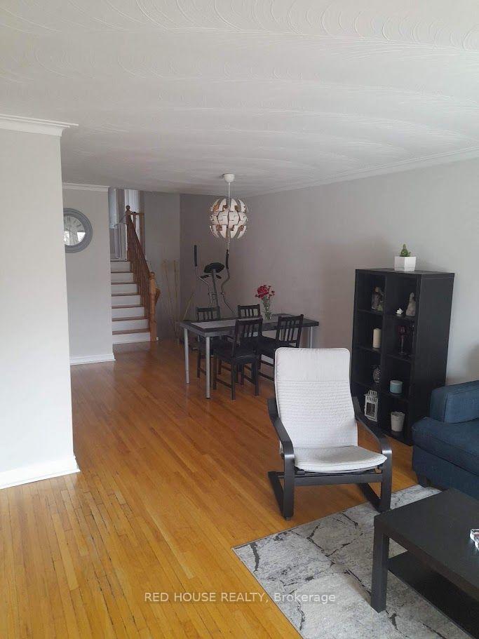Photo 7 of Unit main, 518 Meadows Boulevard, Mississauga, Rathwood — HOMEH