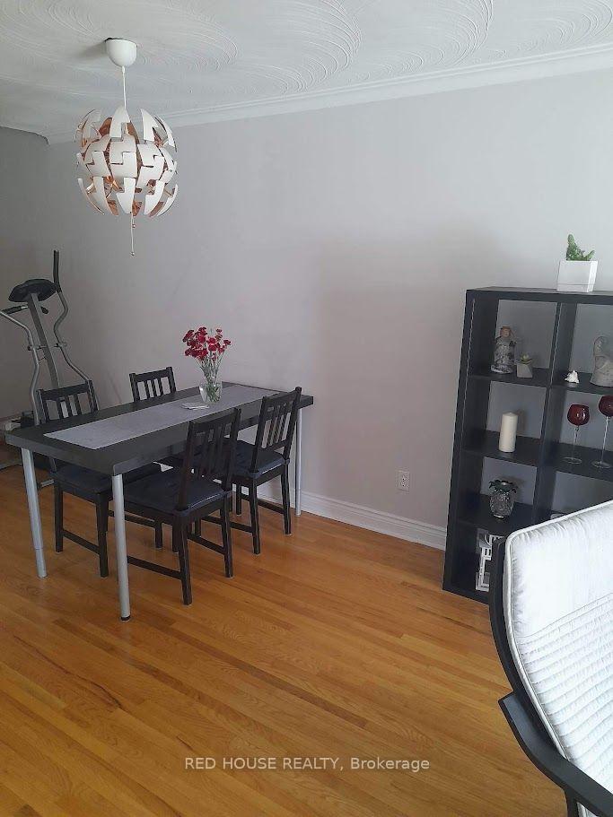 Photo 8 of Unit main, 518 Meadows Boulevard, Mississauga, Rathwood — HOMEH