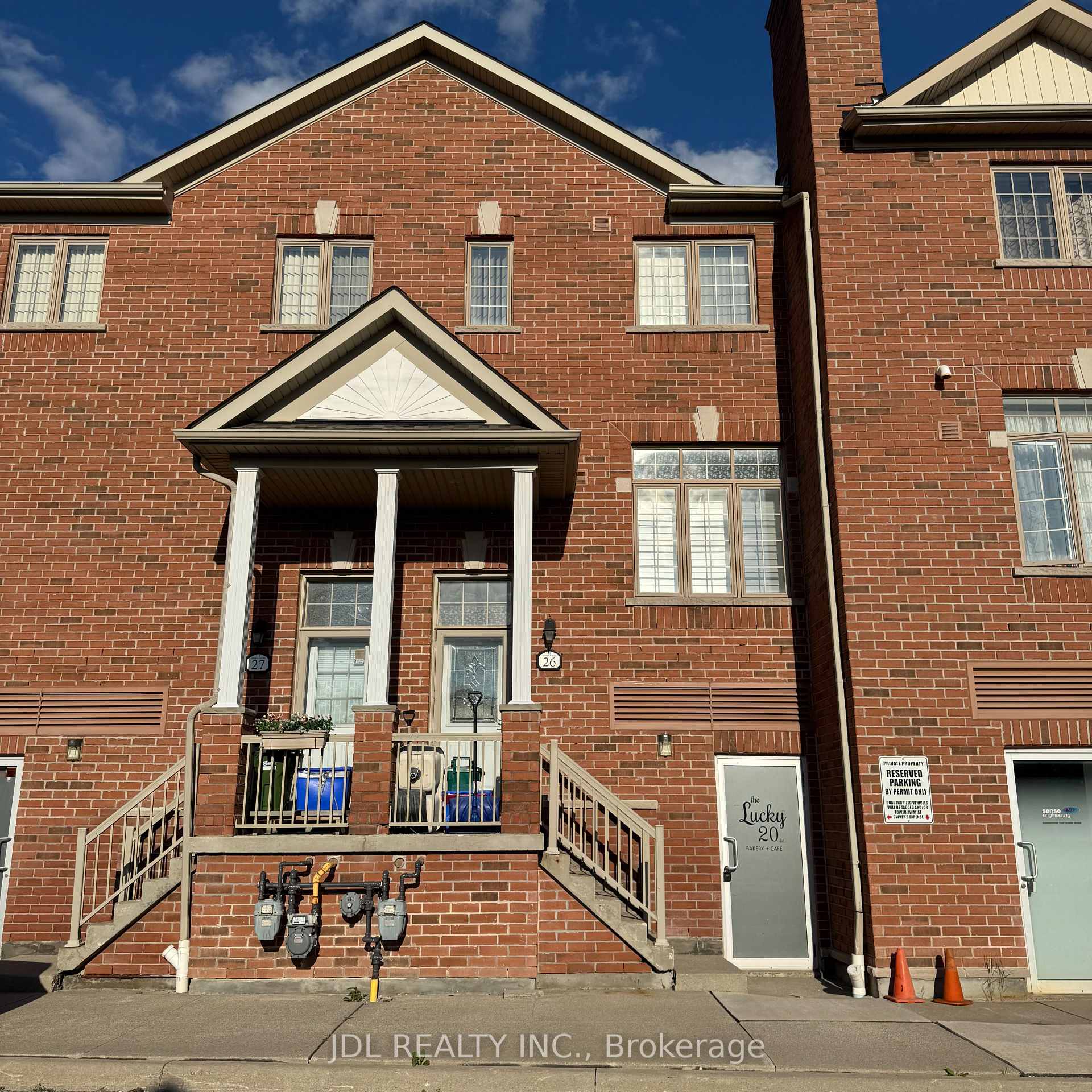 Front of Unit 27, 10 Greensborough Village Circle