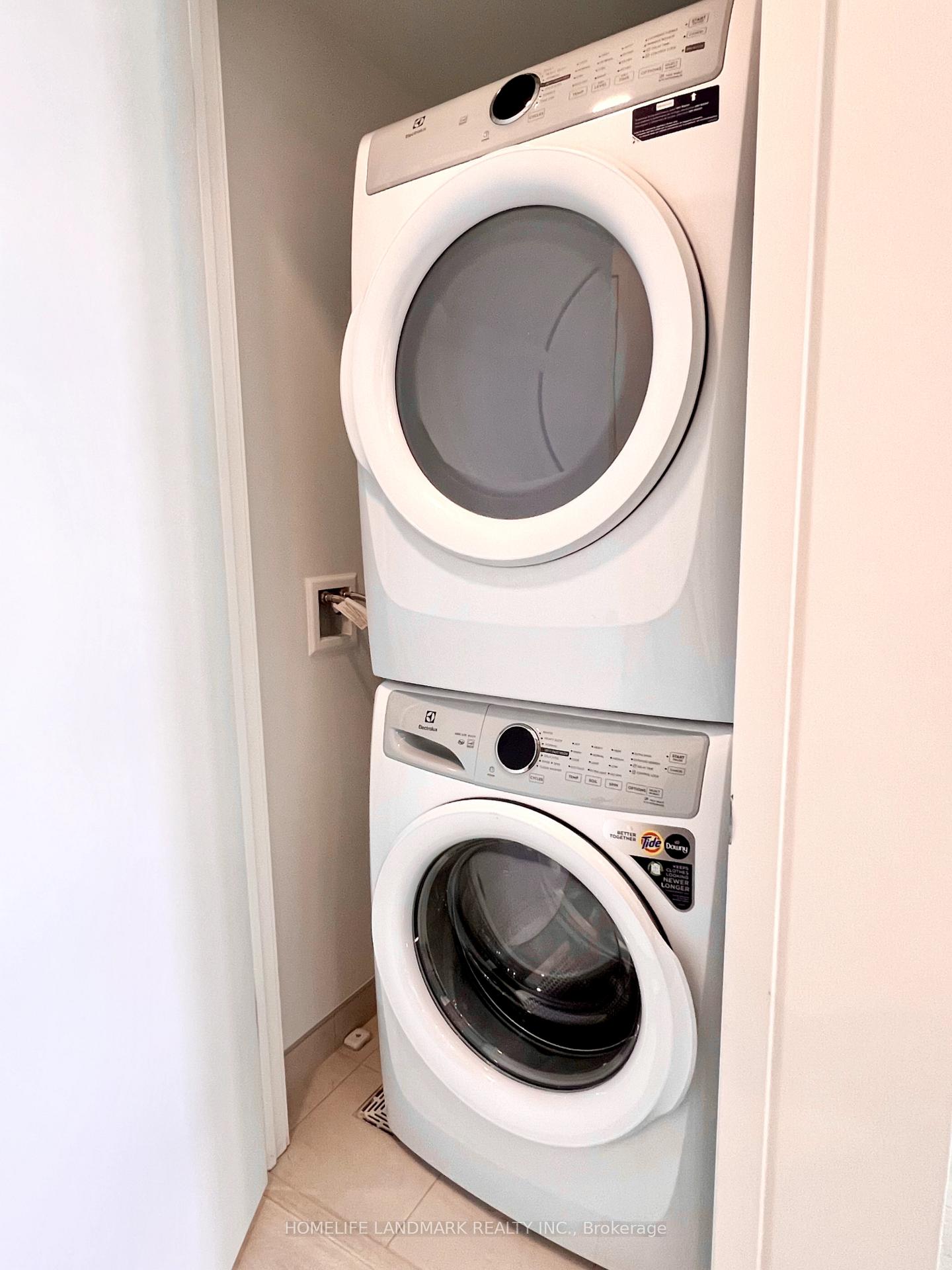 Photo 18 of Unit 605, 8 Beverley Glen Boulevard, Vaughan, Beverley Glen — HOMEH