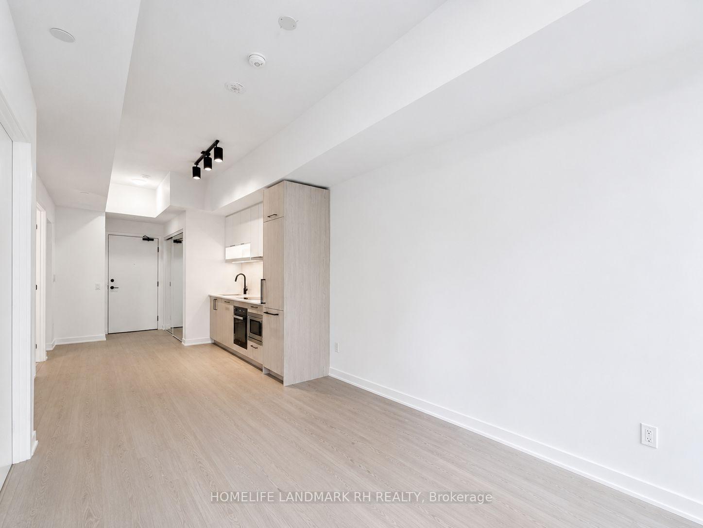 Photo 8 of Unit 331, 91 Montclair Avenue, Toronto, Forest Hill South — HOMEH
