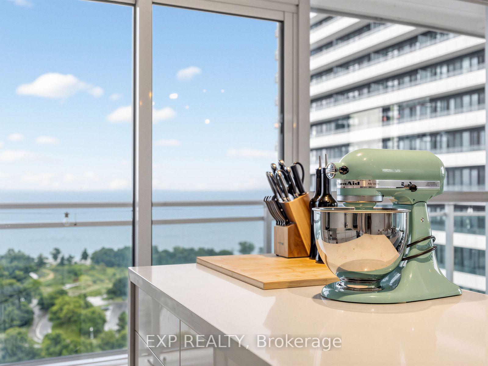Photo 5 of Unit 1910, 33 Shore Breeze Drive, Etobicoke, Mimico — HOMEH