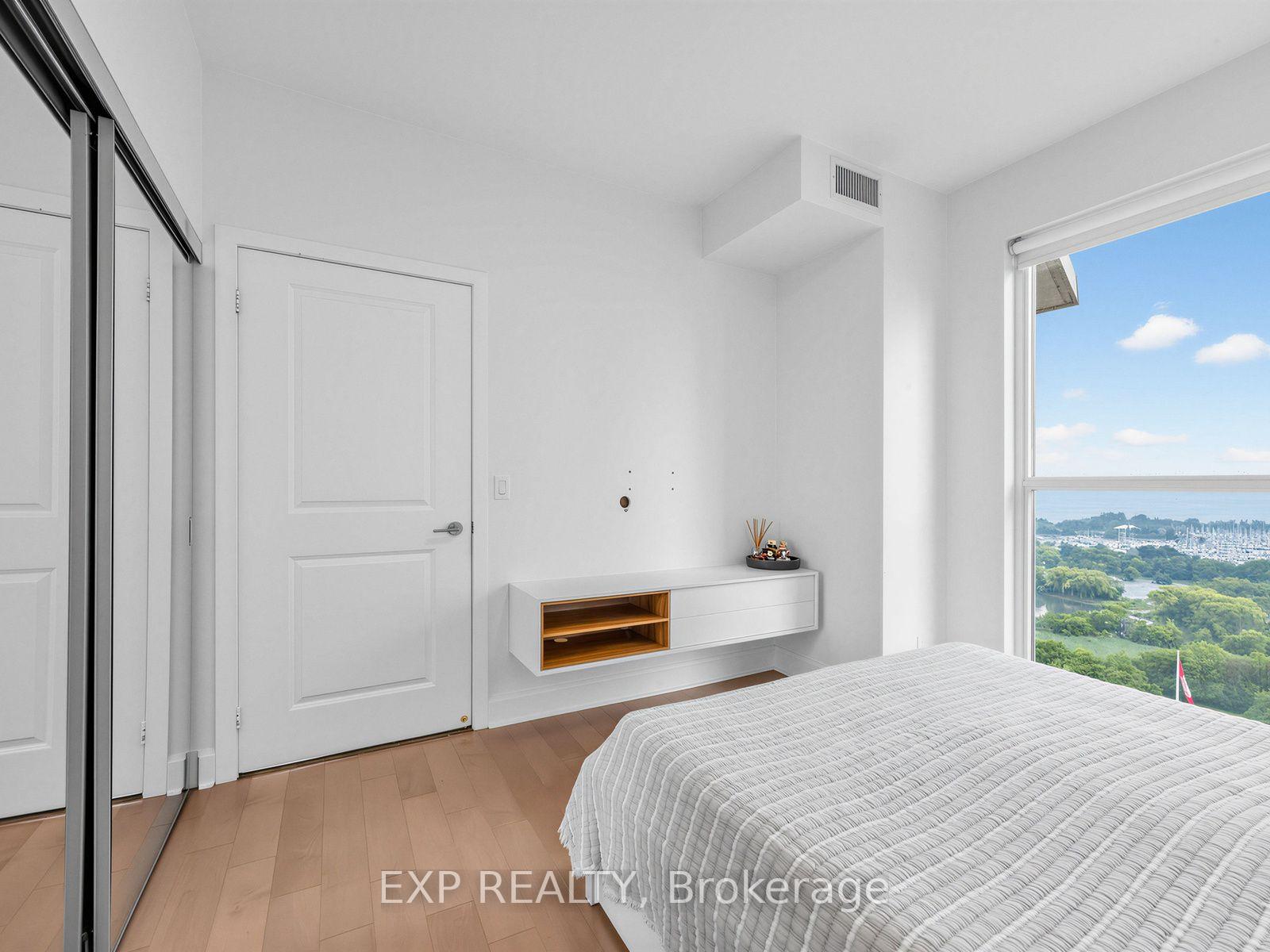 Photo 16 of Unit 1910, 33 Shore Breeze Drive, Etobicoke, Mimico — HOMEH