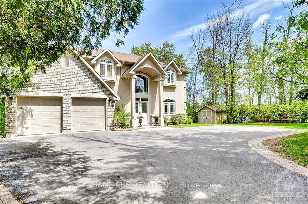 Photo 2 of 3 Winding Way, Ottawa, Barrhaven East — HOMEH