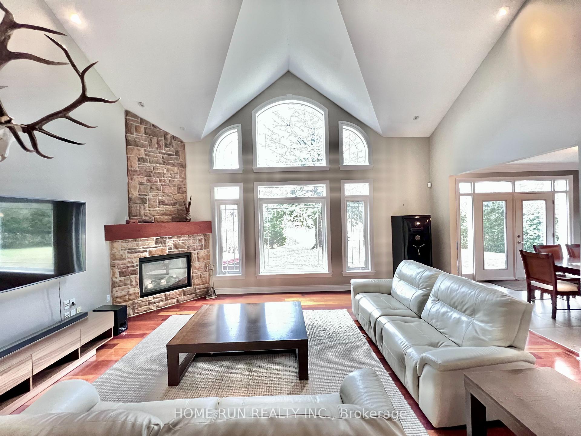 Photo 12 of 3 Winding Way, Ottawa, Barrhaven East — HOMEH