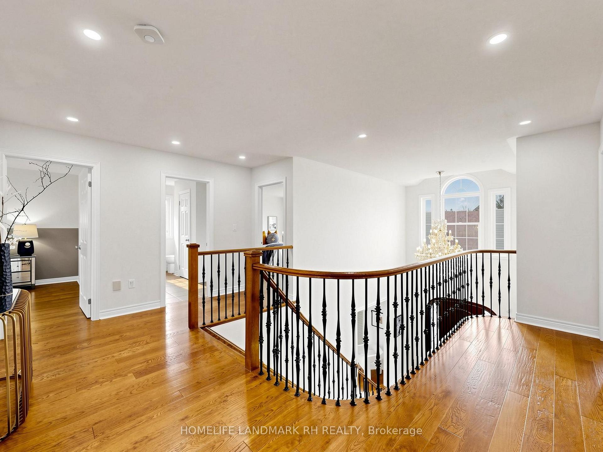 Photo 53 of 70 Murison Drive, Markham, Cathedraltown — HOMEH