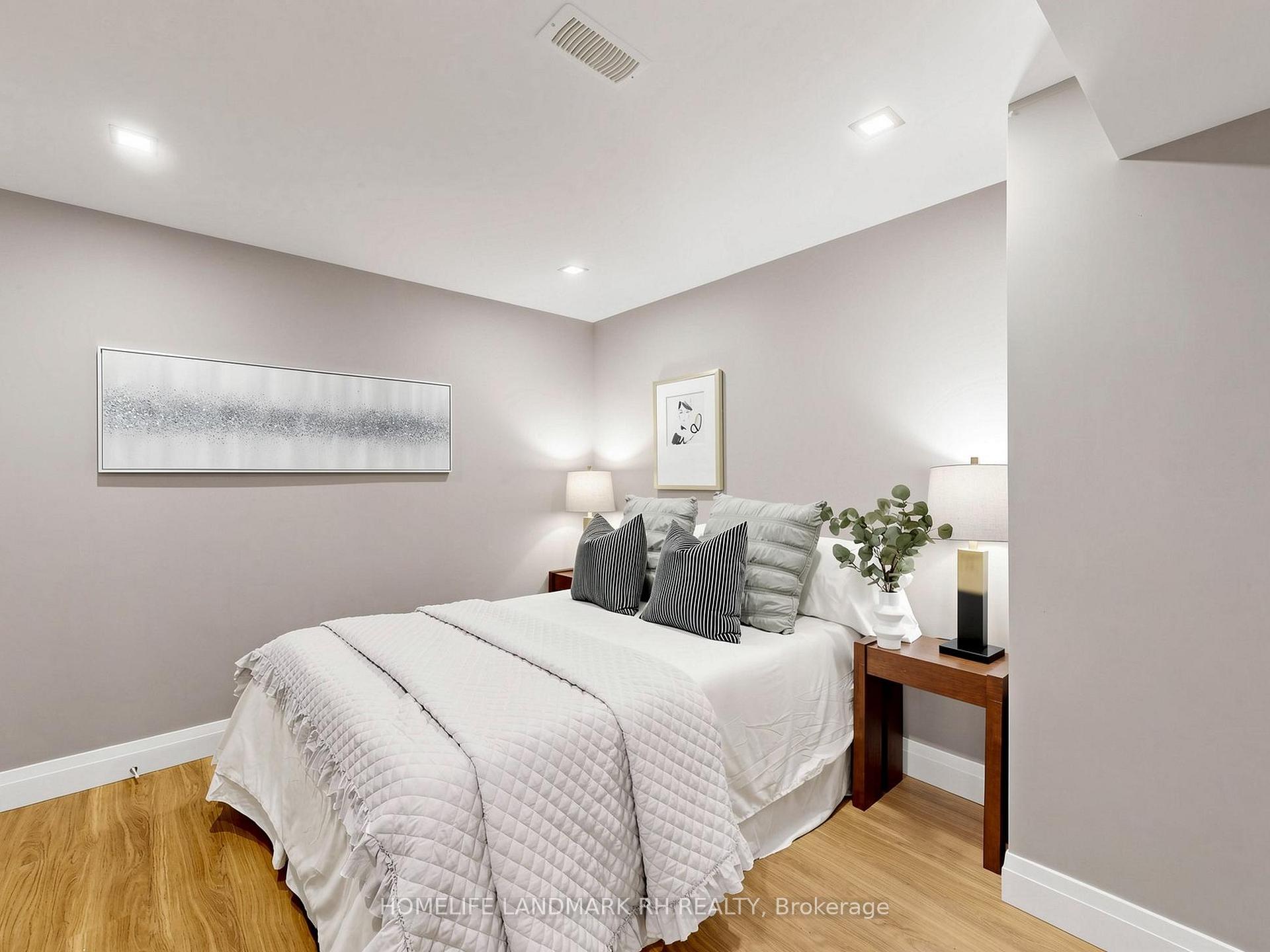 Photo 86 of 70 Murison Drive, Markham, Cathedraltown — HOMEH