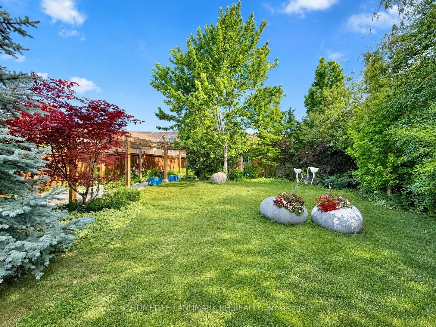 Photo 7 of 70 Murison Drive, Markham, Cathedraltown — HOMEH