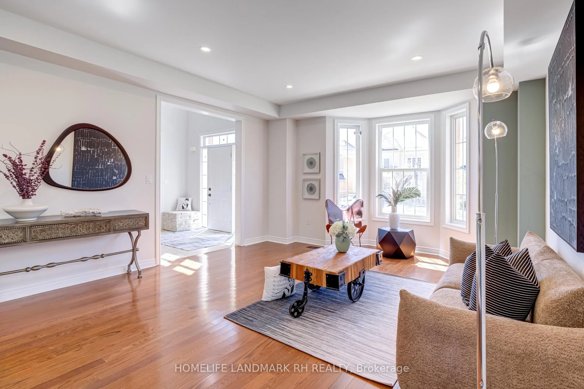 Photo 13 of 70 Murison Drive, Markham, Cathedraltown — HOMEH