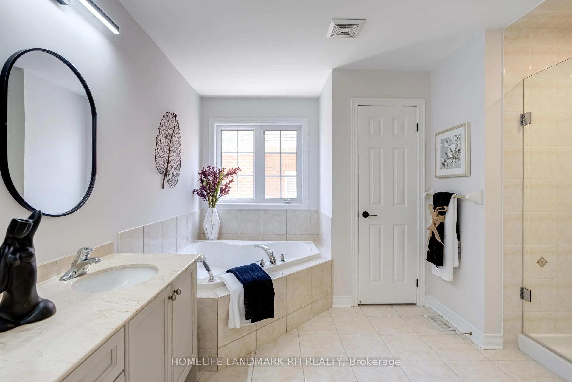 Photo 46 of 70 Murison Drive, Markham, Cathedraltown — HOMEH