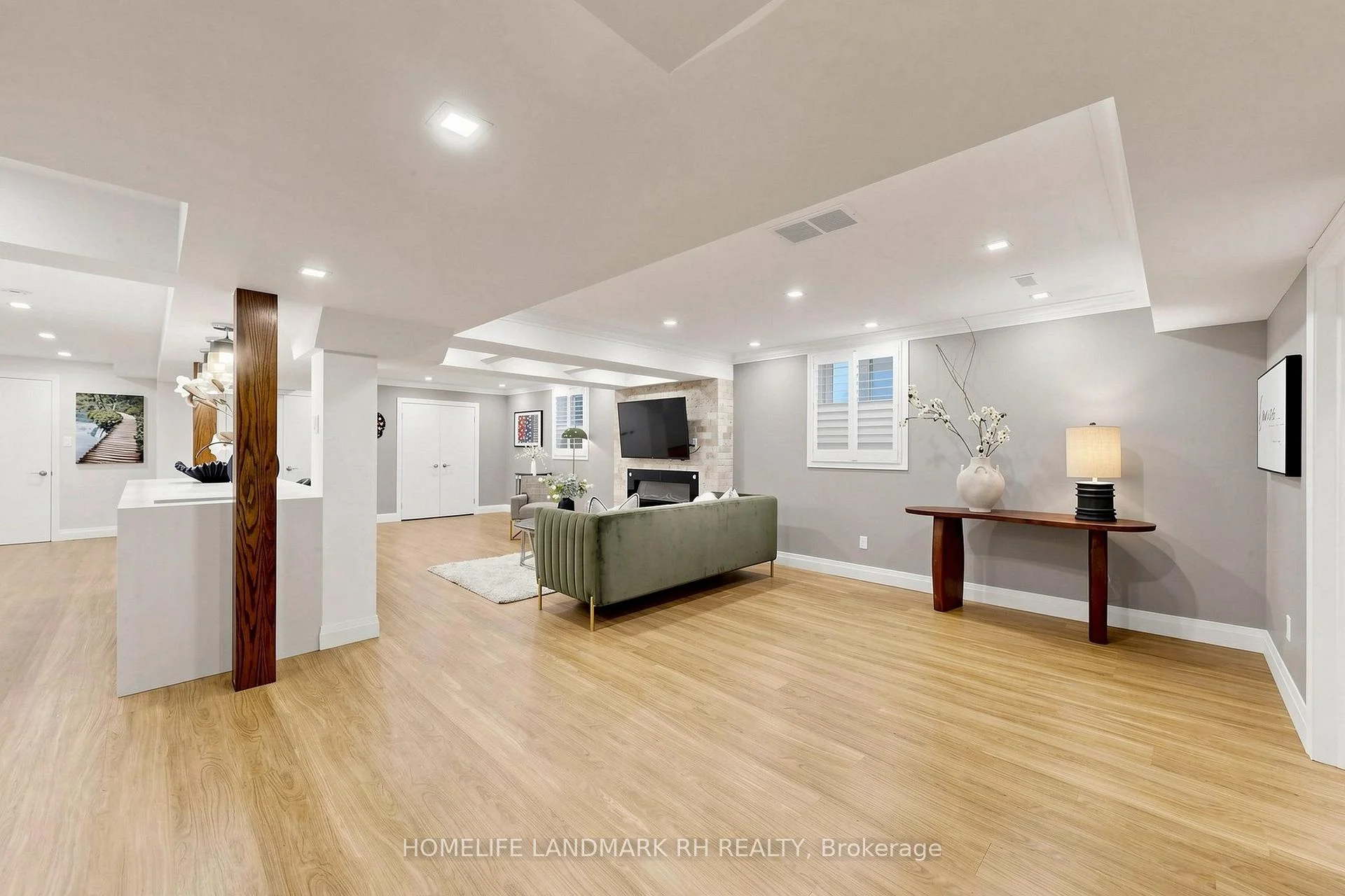 Photo 90 of 70 Murison Drive, Markham, Cathedraltown — HOMEH