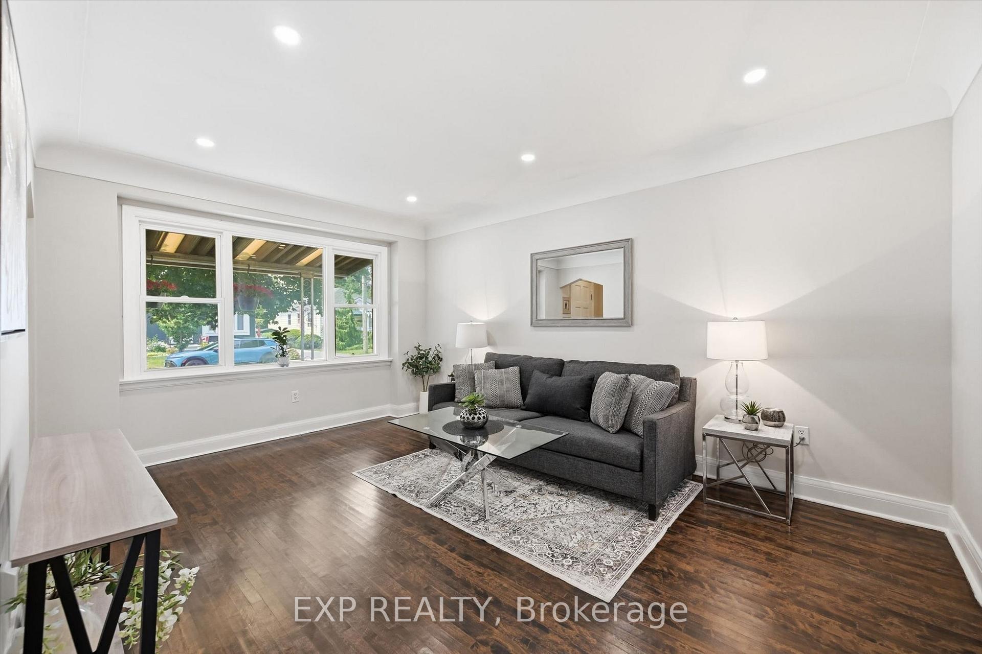Photo 3 of 129 East 25th Street, Hamilton, Eastmount — HOMEH