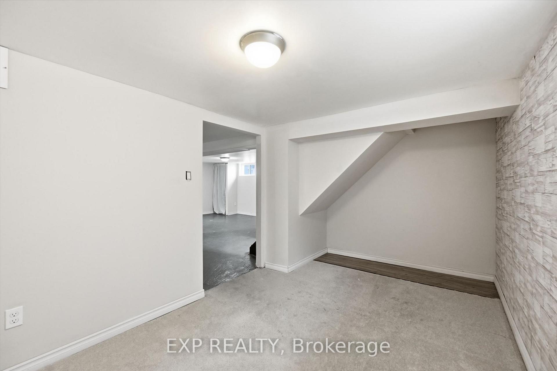 Photo 12 of 129 East 25th Street, Hamilton, Eastmount — HOMEH