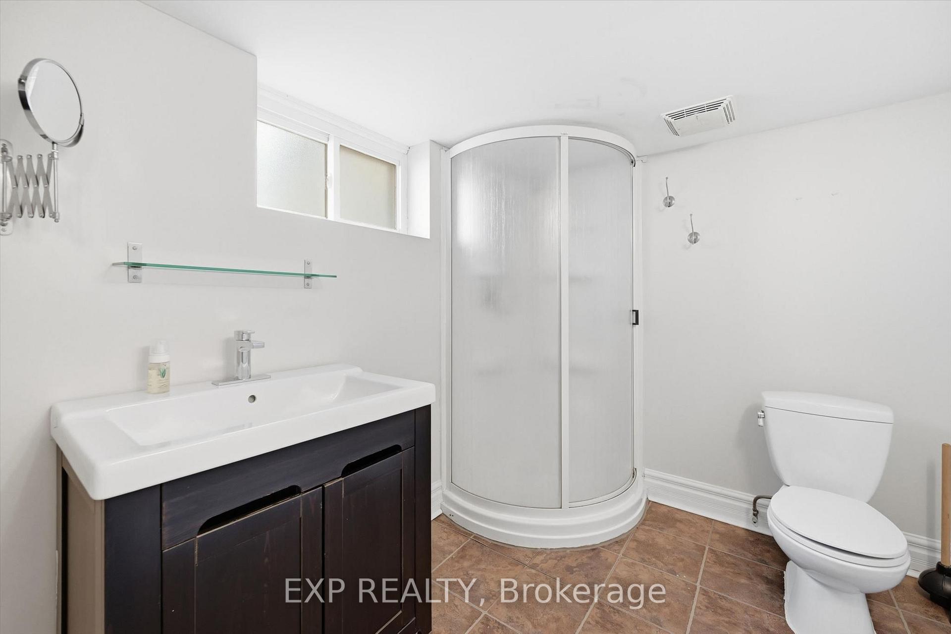 Photo 13 of 129 East 25th Street, Hamilton, Eastmount — HOMEH