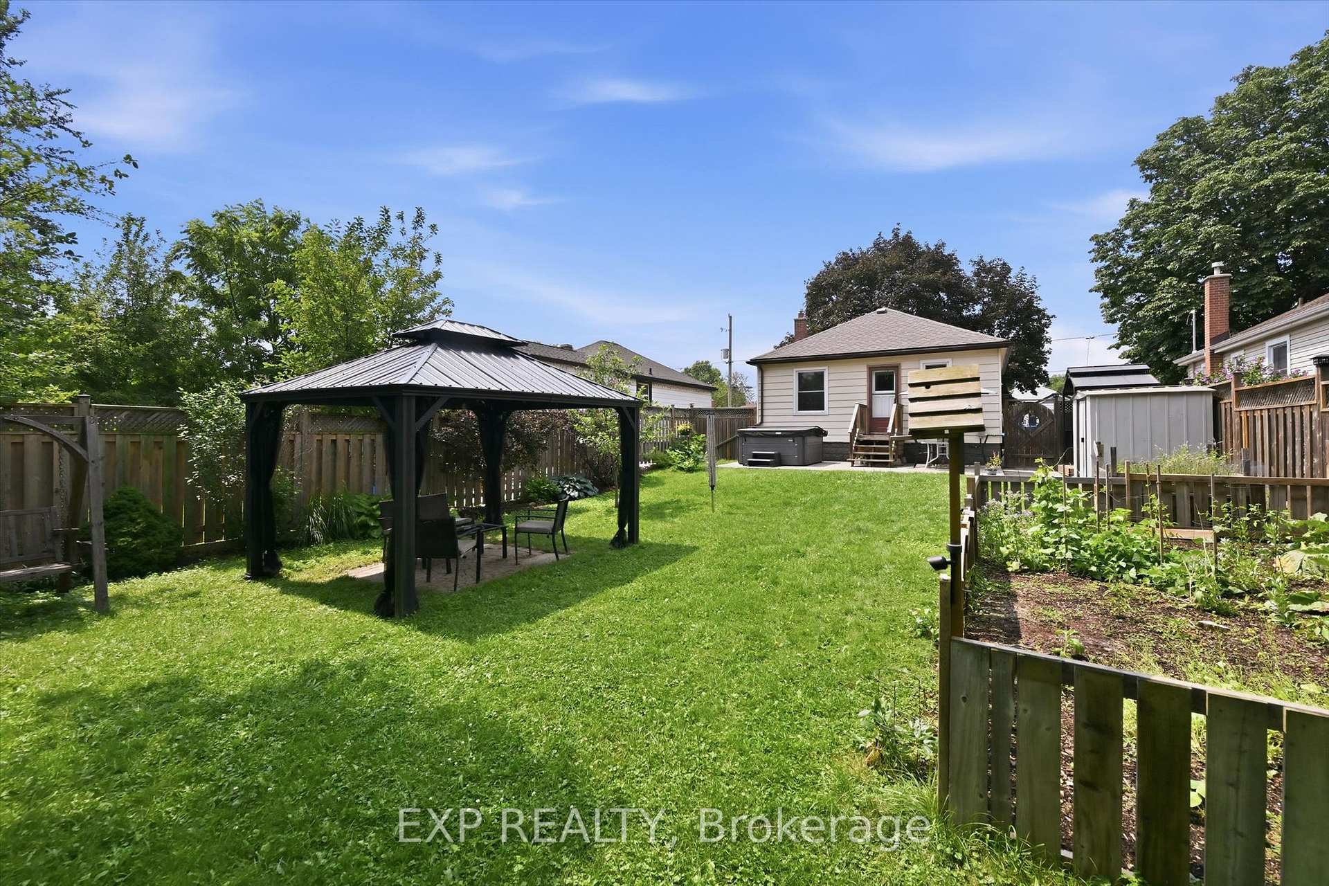 Photo 16 of 129 East 25th Street, Hamilton, Eastmount — HOMEH