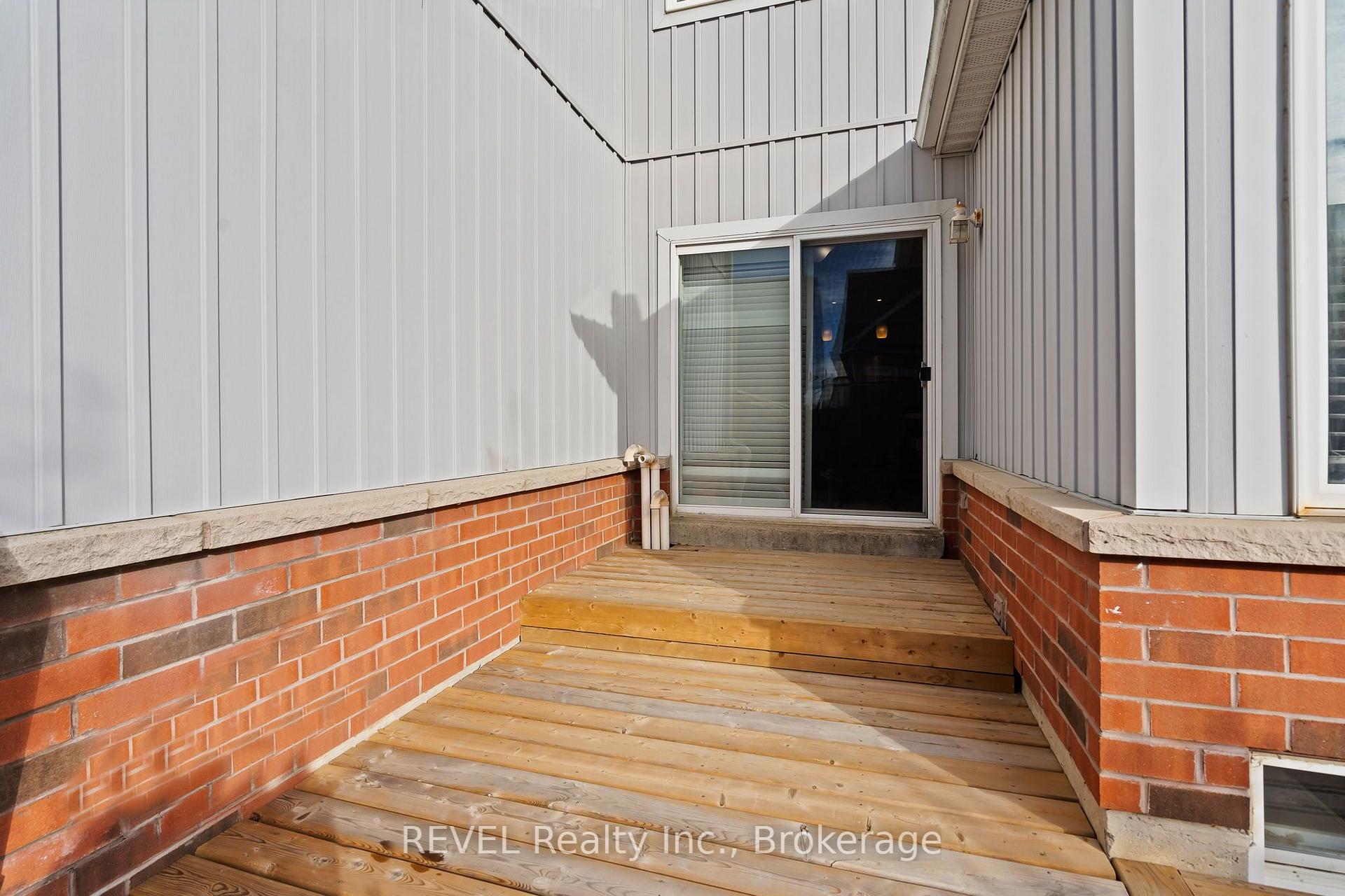 Photo 27 of 25 Colonel Lyall Street, St. Catharines, Secord Woods — HOMEH