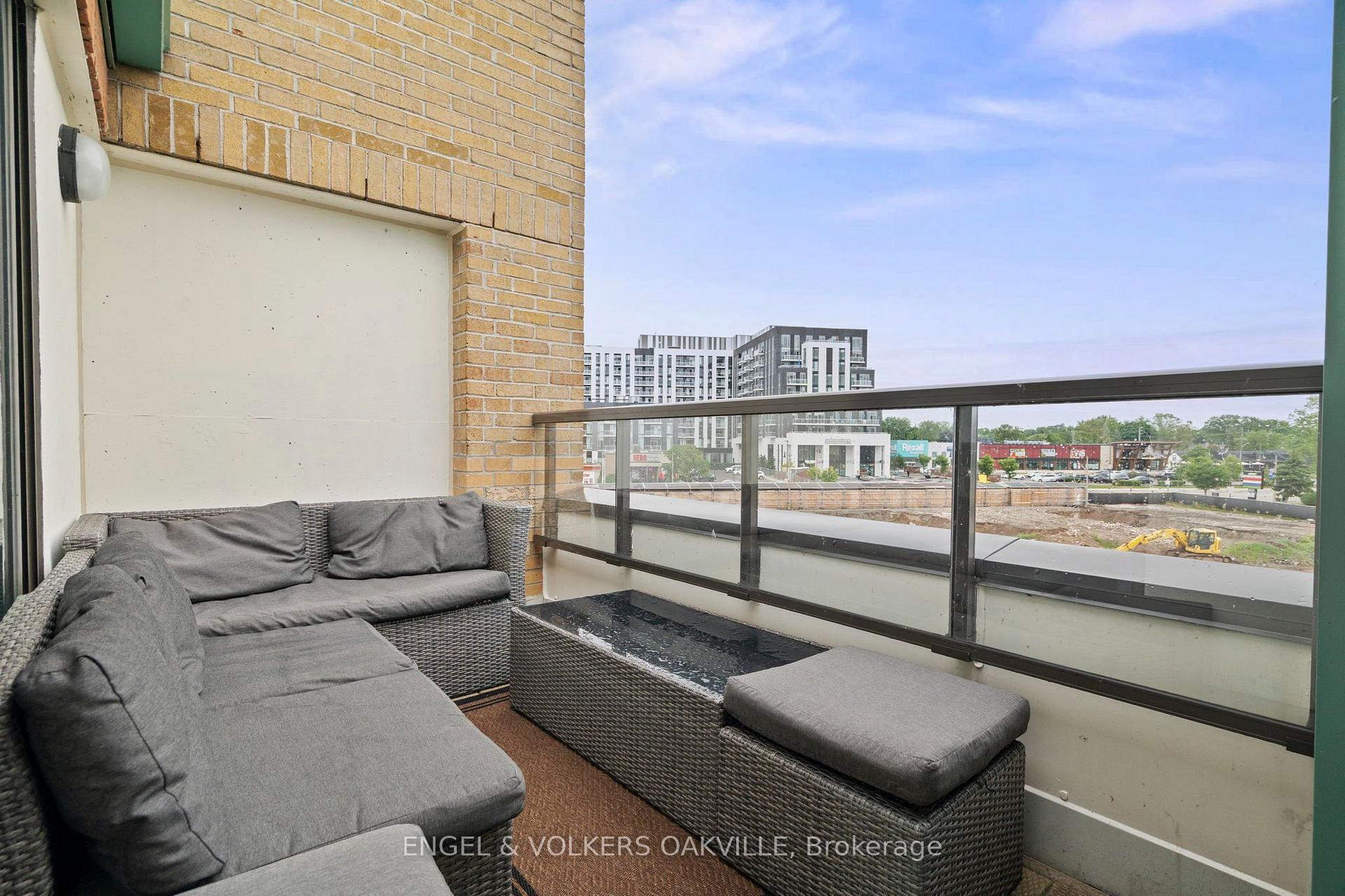 Photo 23 of Unit 416, 100 Bronte Road, Oakville, Bronte — HOMEH