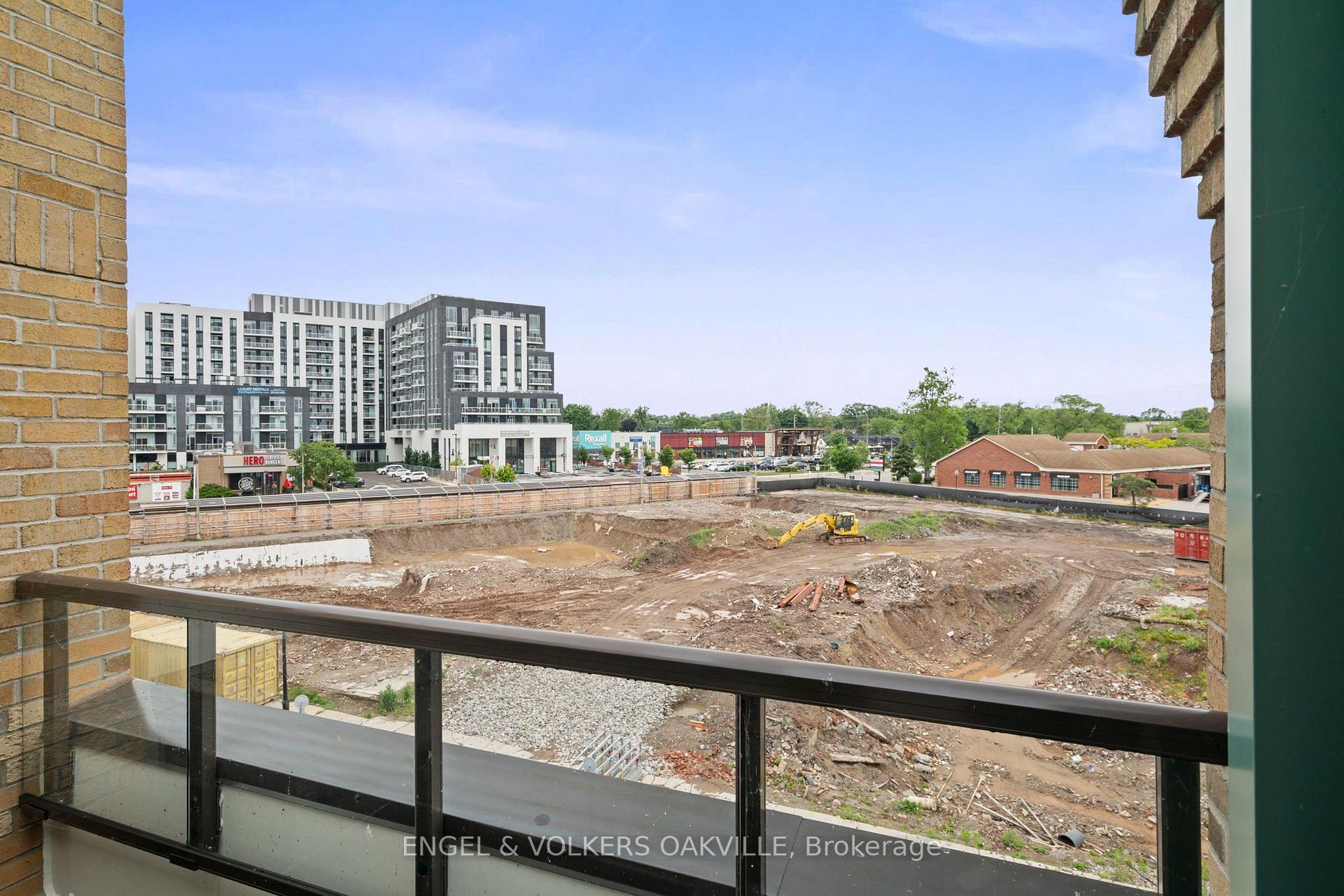 Photo 24 of Unit 416, 100 Bronte Road, Oakville, Bronte — HOMEH