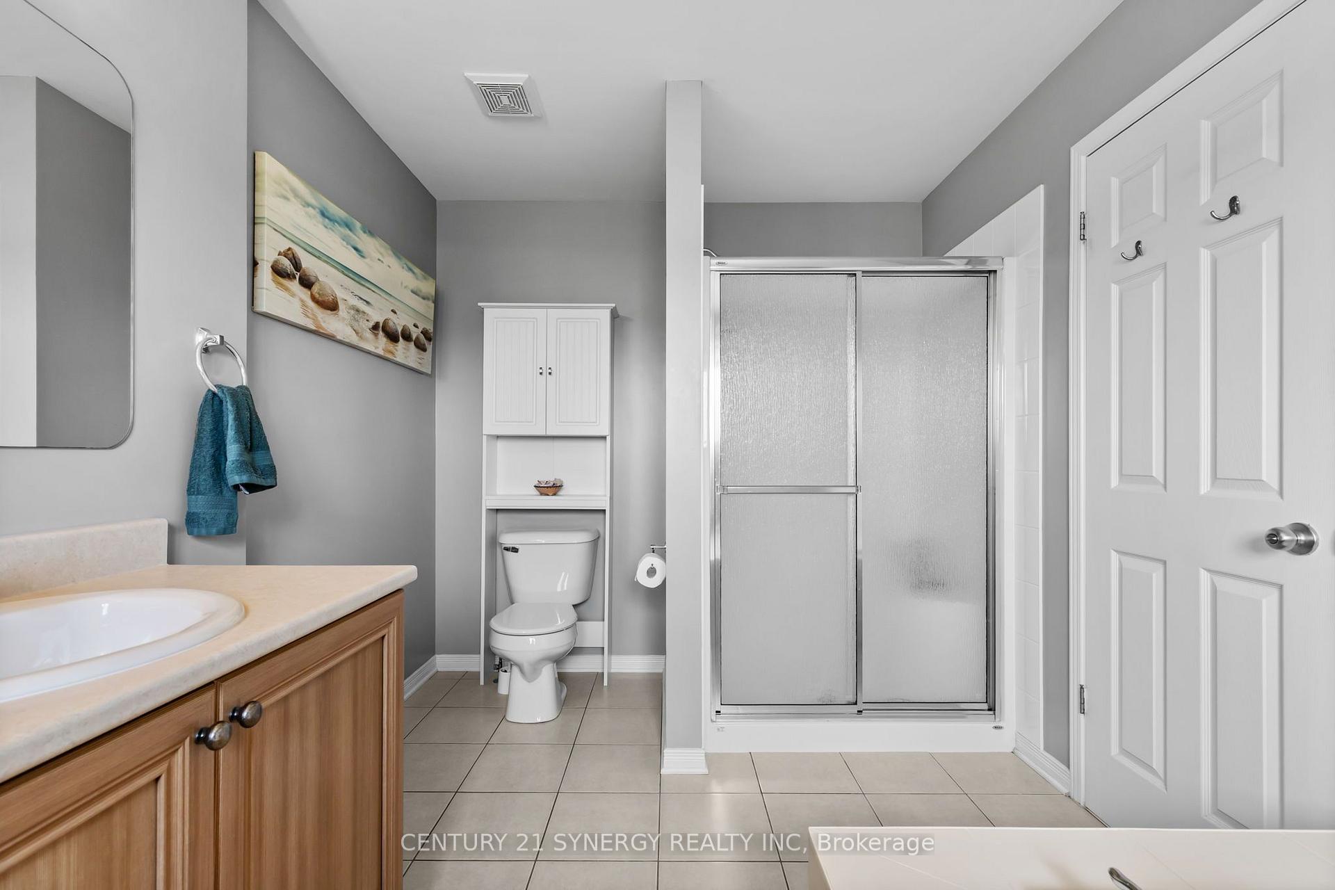 Photo 23 of 966 Torovin Private, Ottawa, Pineview — HOMEH