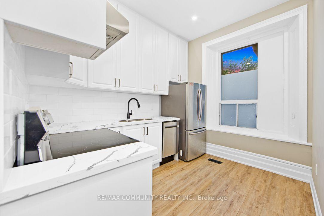 Photo 9 of Unit 1, 1130 King Street E, Cambridge, Preston South — HOMEH