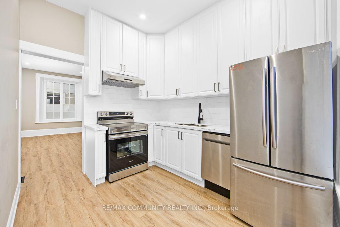 Photo 10 of Unit 1, 1130 King Street E, Cambridge, Preston South — HOMEH