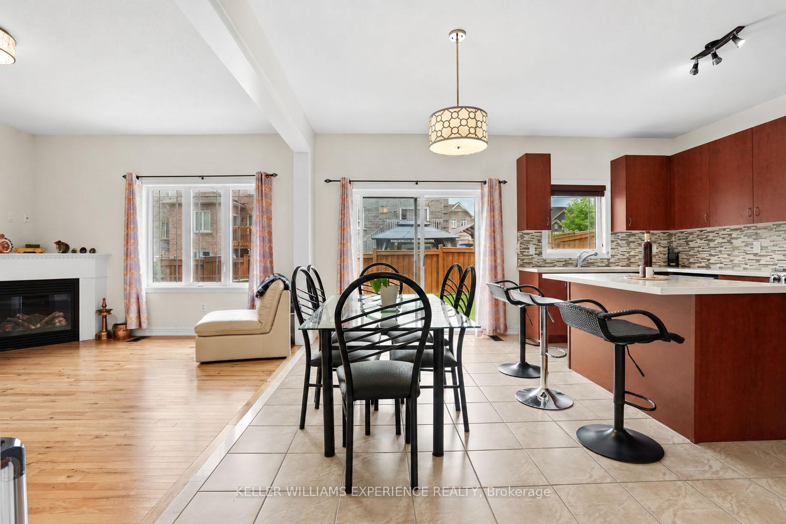Photo 14 of 1296 Dallman Street, Innisfil, Lefroy — HOMEH