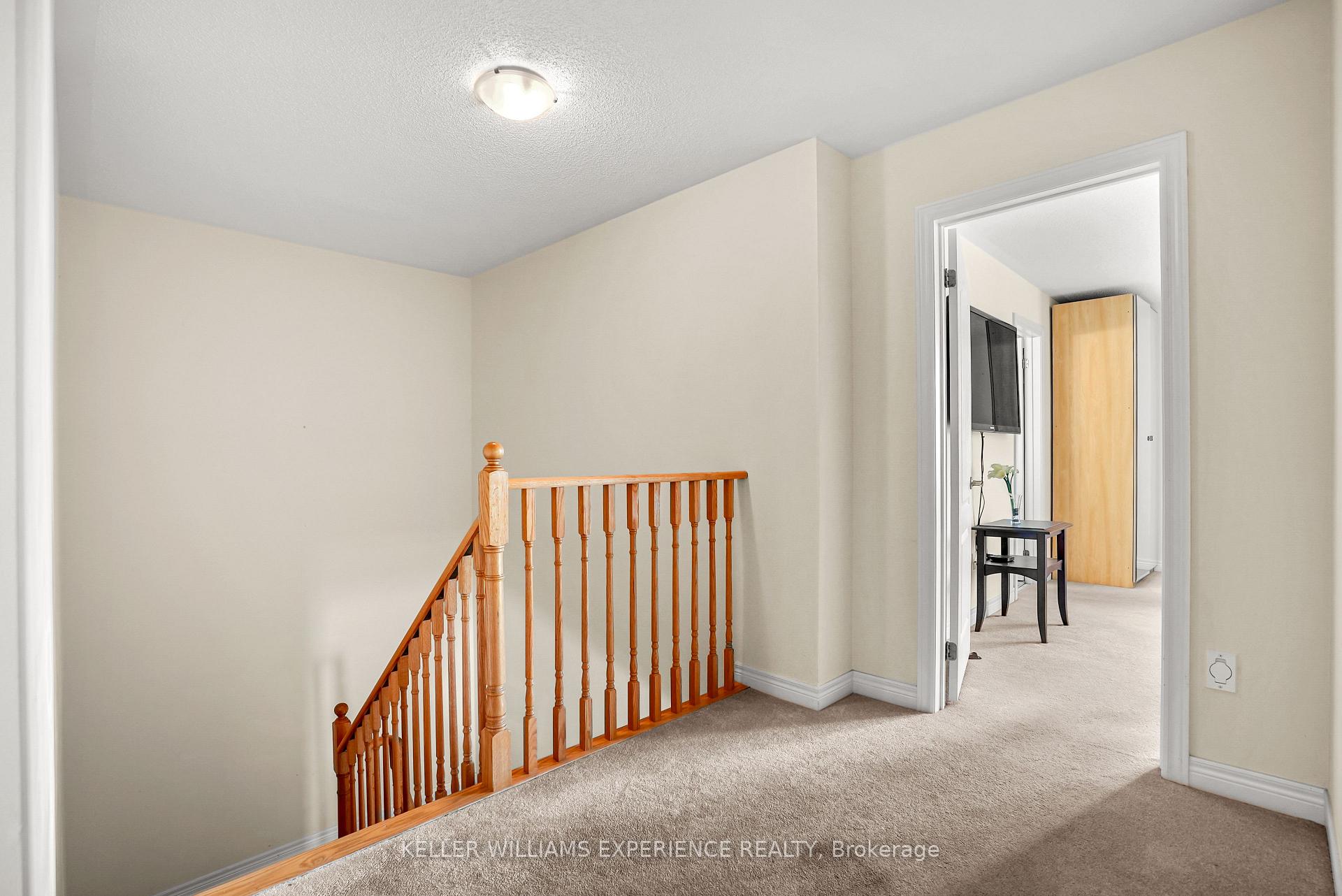 Photo 19 of 1296 Dallman Street, Innisfil, Lefroy — HOMEH