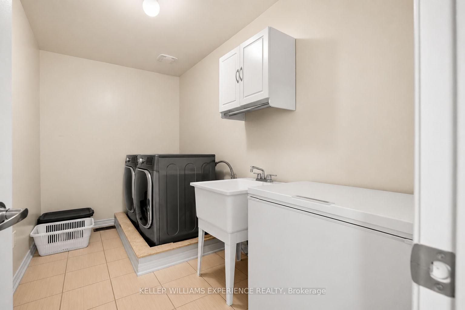 Photo 35 of 1296 Dallman Street, Innisfil, Lefroy — HOMEH