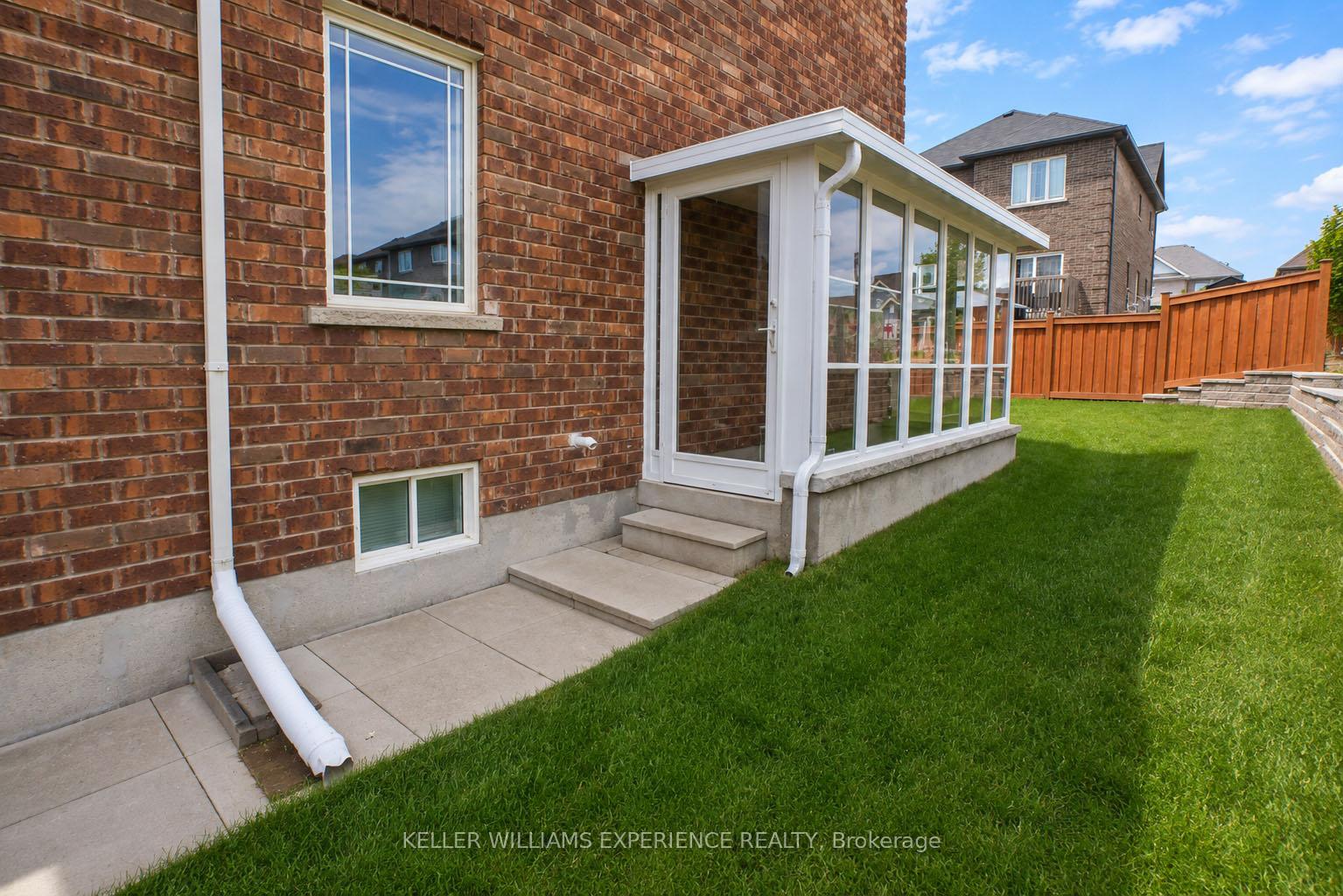 Photo 36 of 1296 Dallman Street, Innisfil, Lefroy — HOMEH