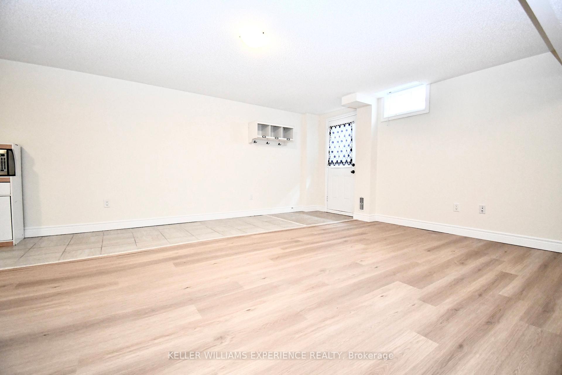 Photo 37 of 1296 Dallman Street, Innisfil, Lefroy — HOMEH