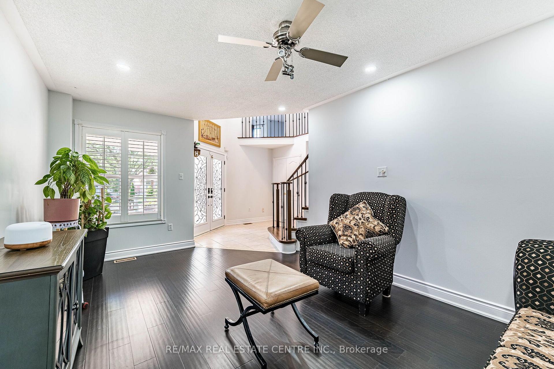 Photo 7 of 25 Sheepberry Terrace, Brampton, Fletcher's Meadow — HOMEH