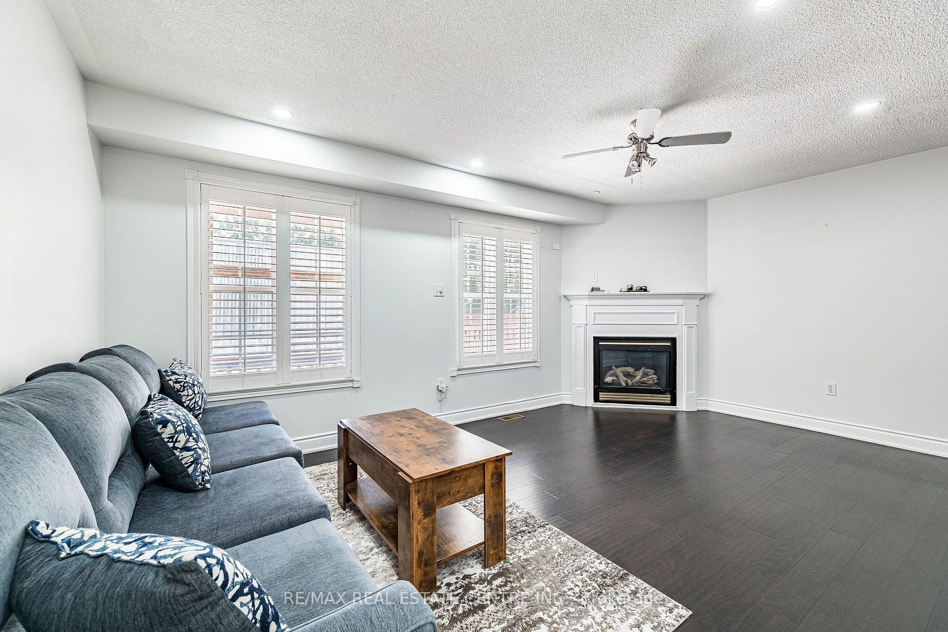 Photo 10 of 25 Sheepberry Terrace, Brampton, Fletcher's Meadow — HOMEH