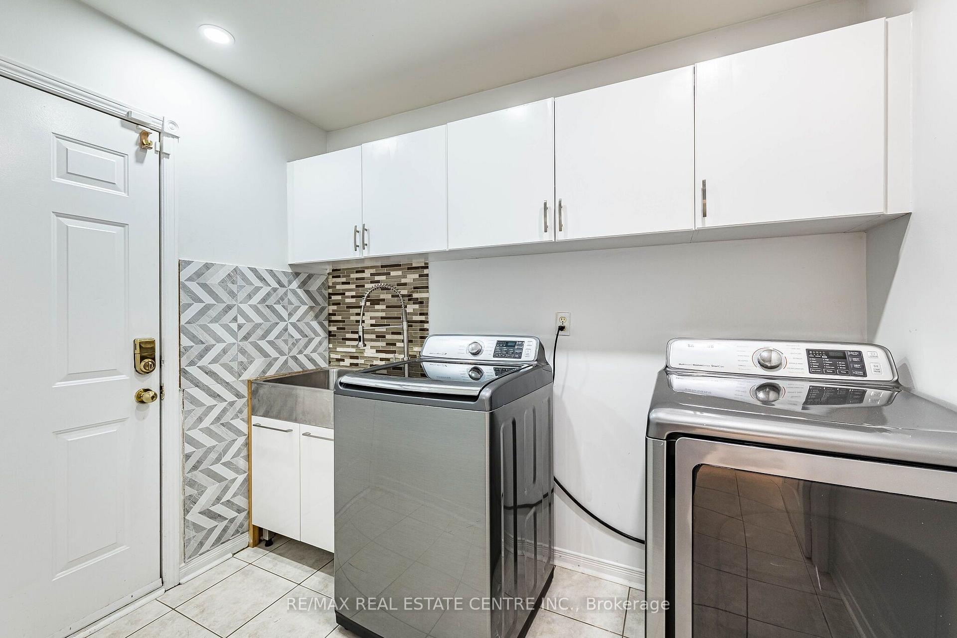 Photo 18 of 25 Sheepberry Terrace, Brampton, Fletcher's Meadow — HOMEH