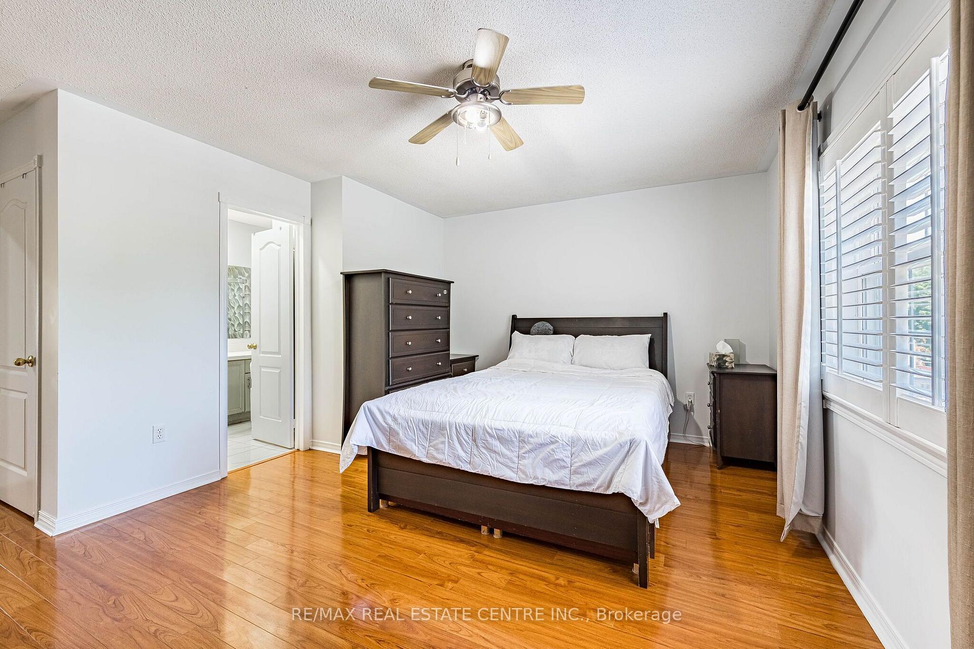 Photo 33 of 25 Sheepberry Terrace, Brampton, Fletcher's Meadow — HOMEH