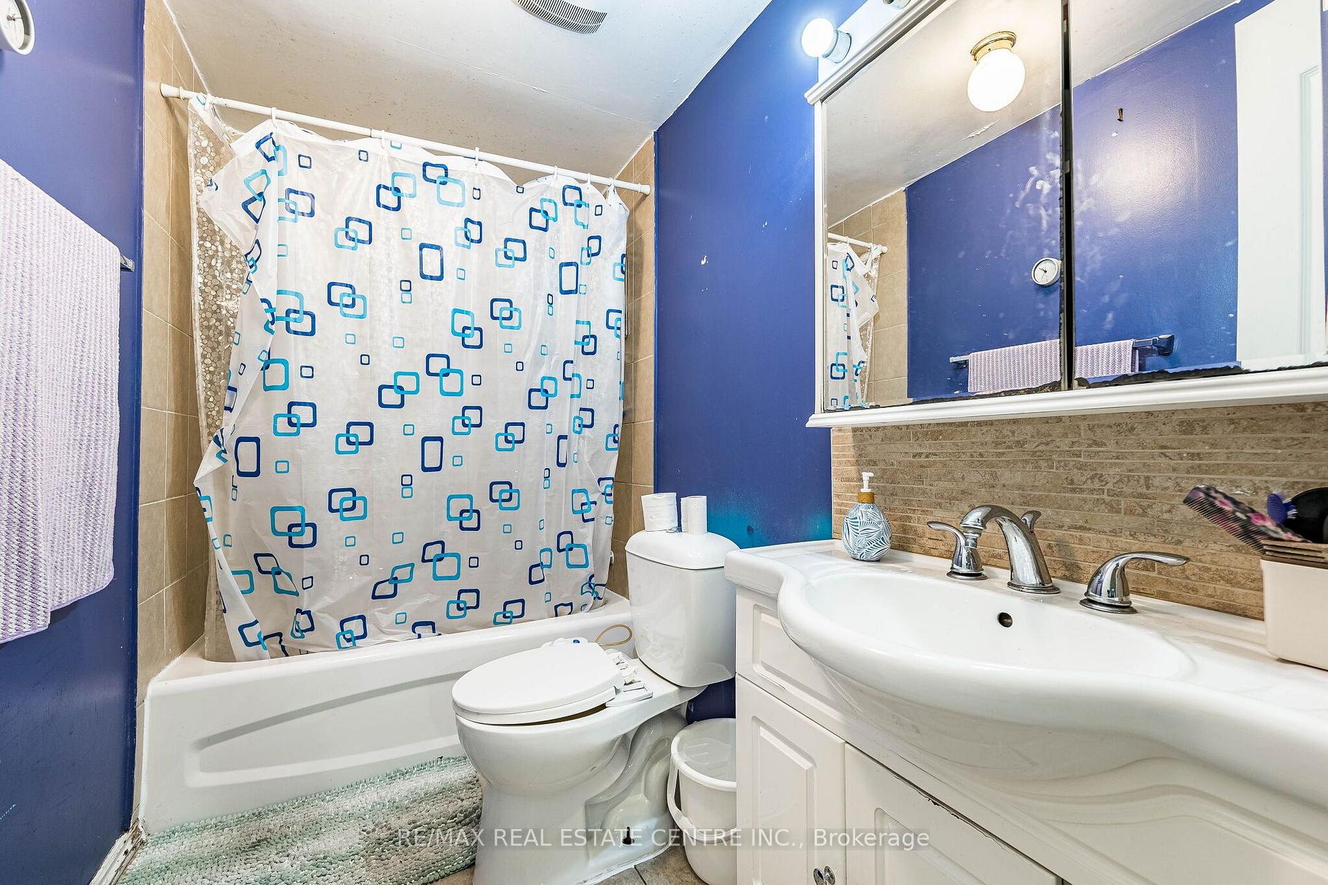 Photo 40 of 25 Sheepberry Terrace, Brampton, Fletcher's Meadow — HOMEH