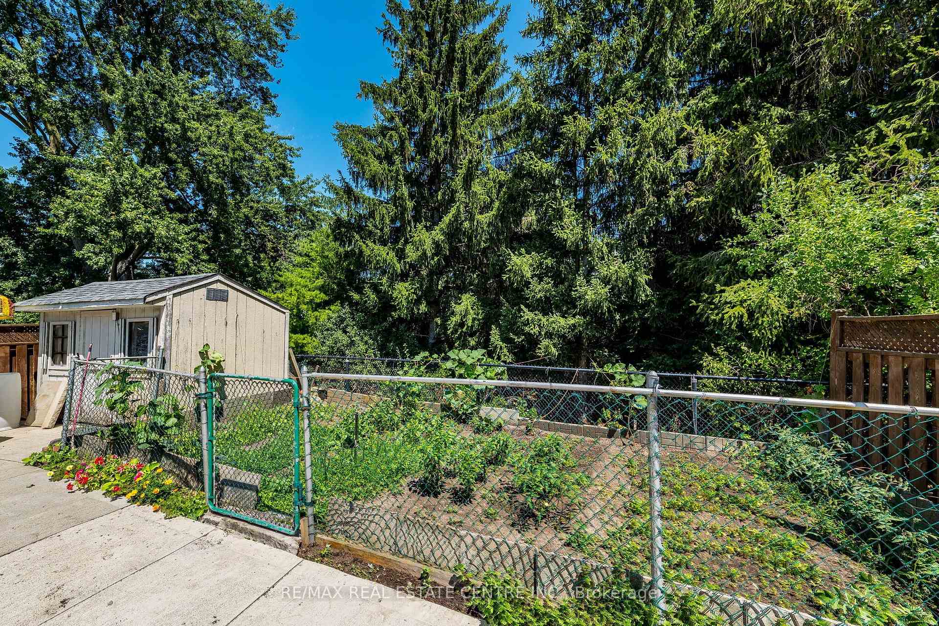 Photo 46 of 25 Sheepberry Terrace, Brampton, Fletcher's Meadow — HOMEH
