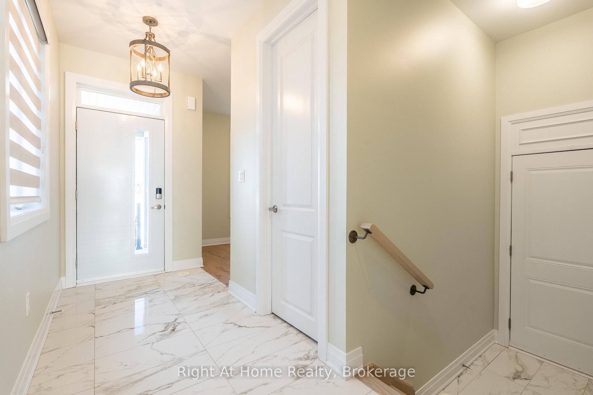 Photo 5 of 80 Settlers Road E, Oakville, Glenorchy — HOMEH