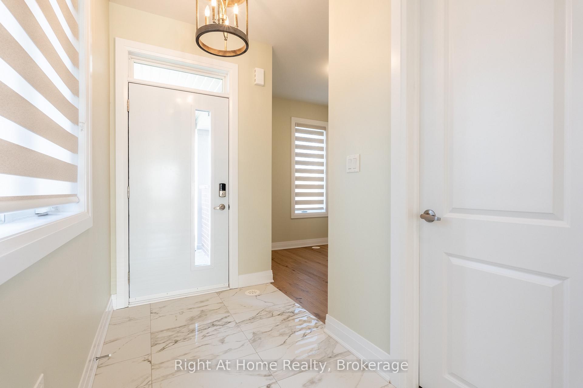 Photo 6 of 80 Settlers Road E, Oakville, Glenorchy — HOMEH