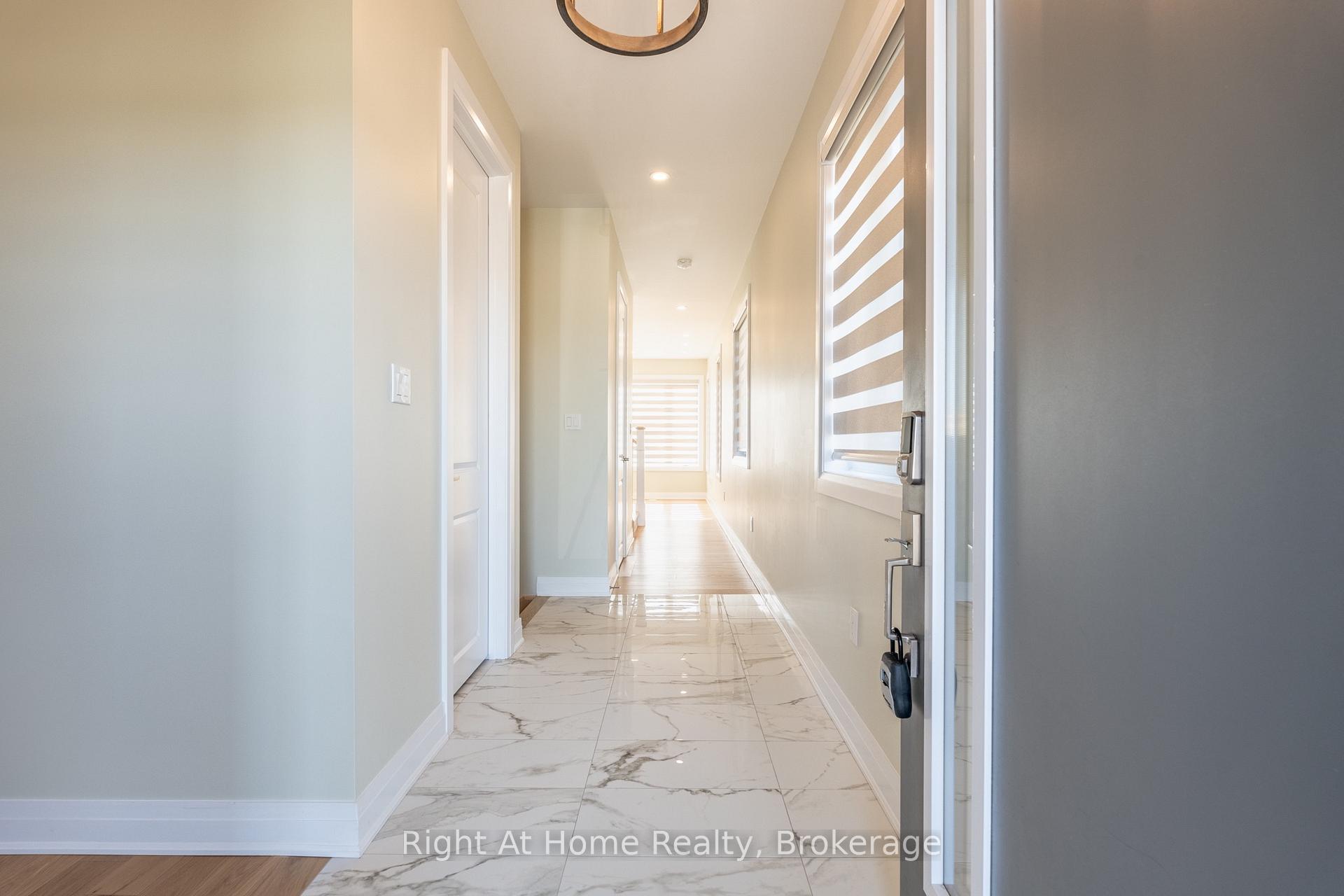 Photo 7 of 80 Settlers Road E, Oakville, Glenorchy — HOMEH