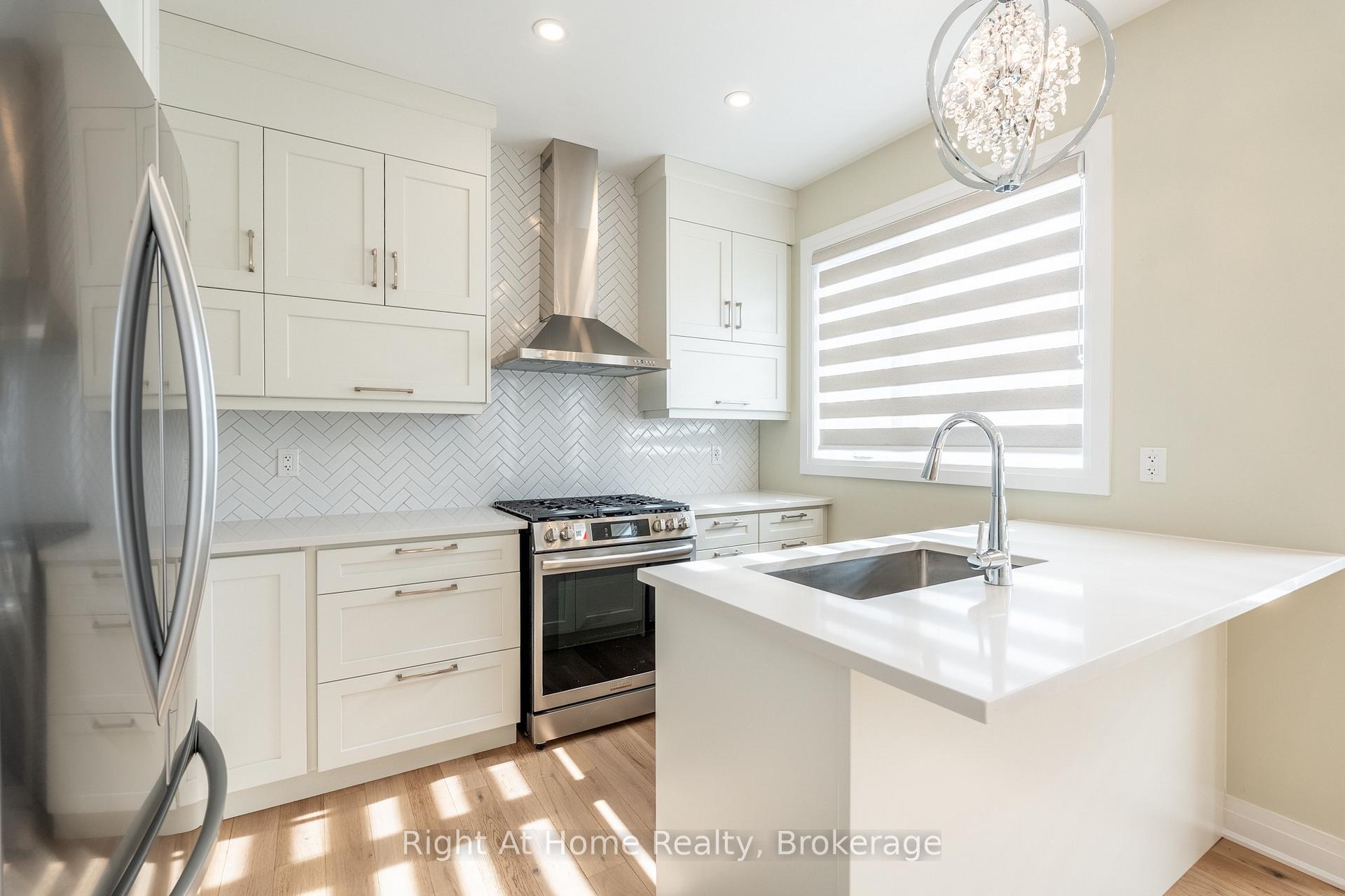Photo 21 of 80 Settlers Road E, Oakville, Glenorchy — HOMEH