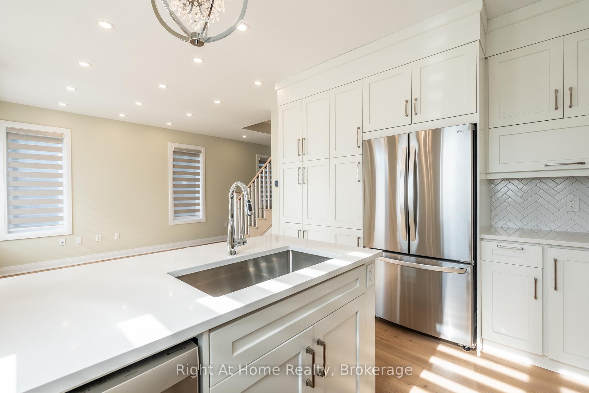 Photo 23 of 80 Settlers Road E, Oakville, Glenorchy — HOMEH