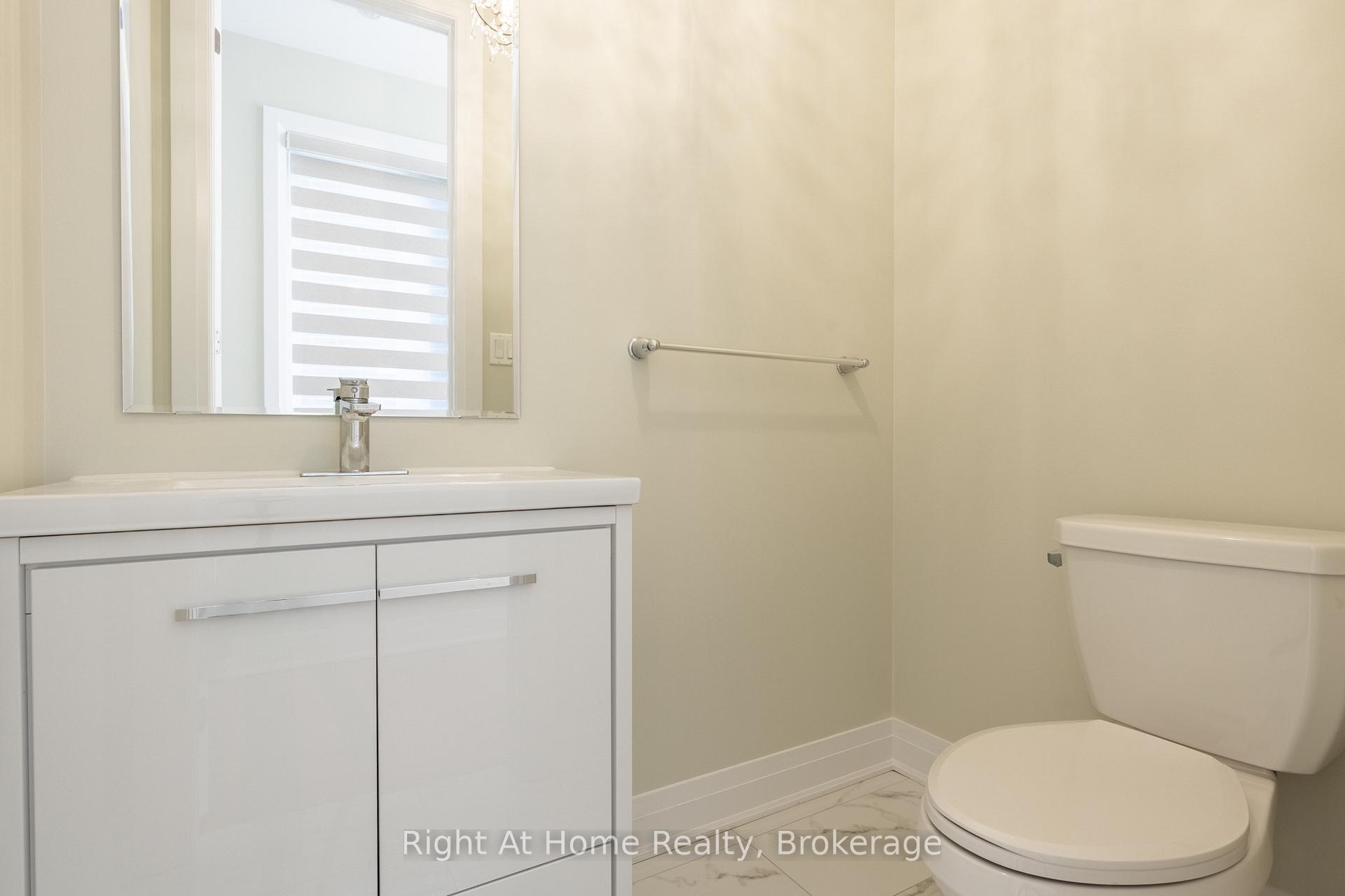 Photo 25 of 80 Settlers Road E, Oakville, Glenorchy — HOMEH