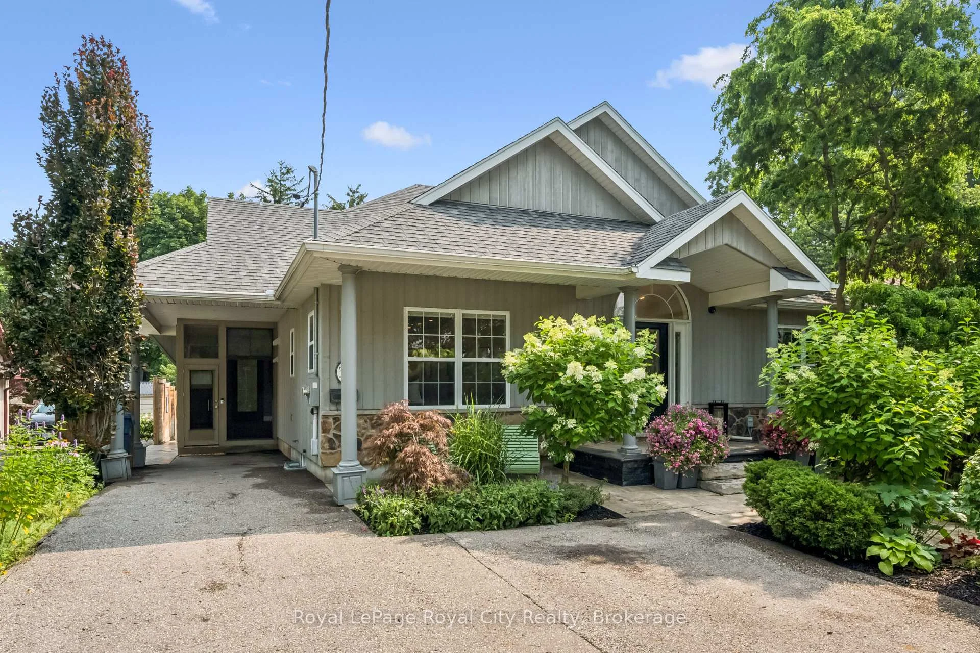 Photo 18 of 33 Edgehill Drive, Guelph, Exhibition Park — HOMEH