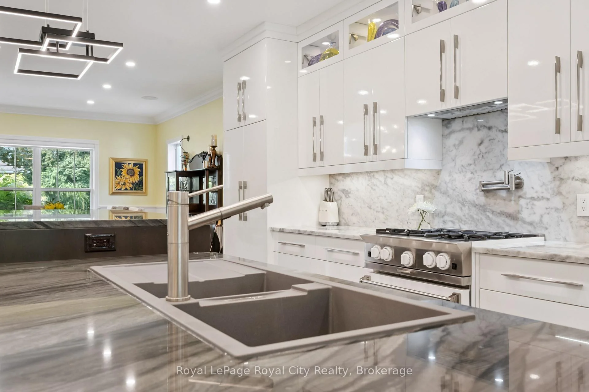 Photo 72 of 33 Edgehill Drive, Guelph, Exhibition Park — HOMEH