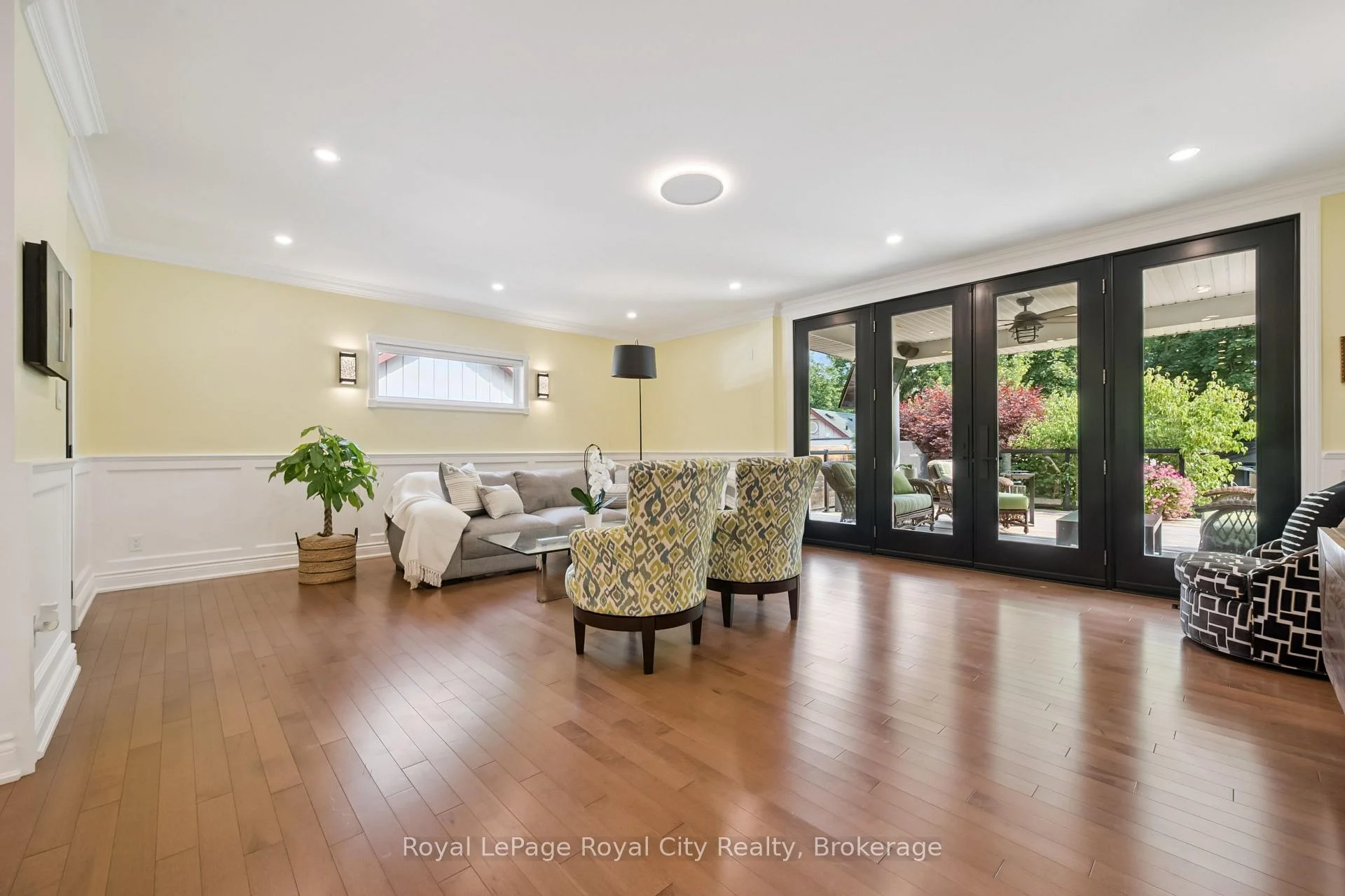 Photo 76 of 33 Edgehill Drive, Guelph, Exhibition Park — HOMEH