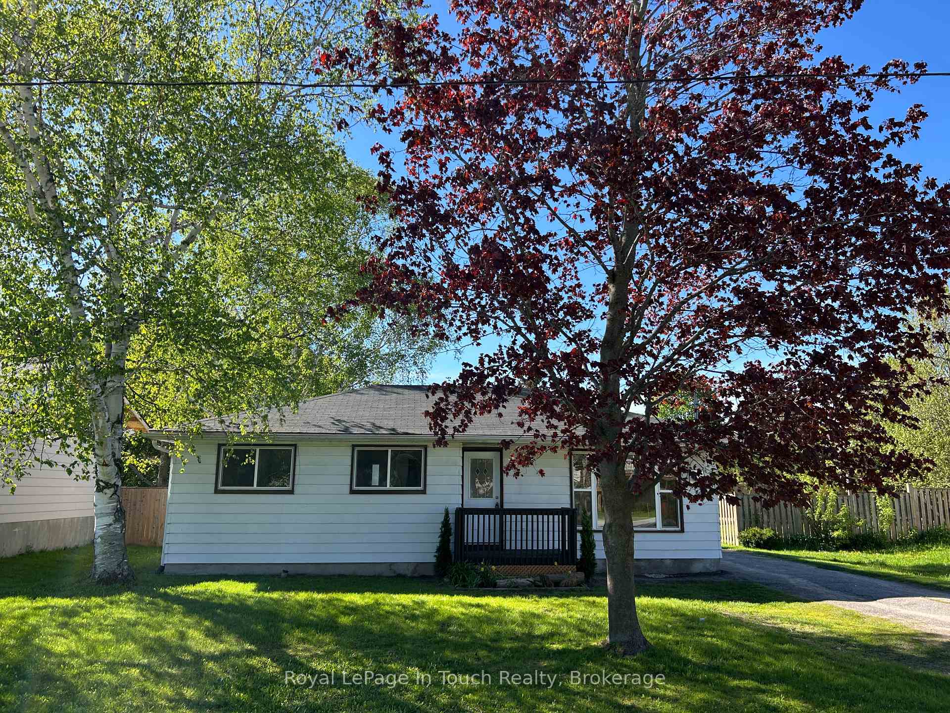 Photo 7 of 317 Wardell Street, Tay, Port McNicoll — HOMEH