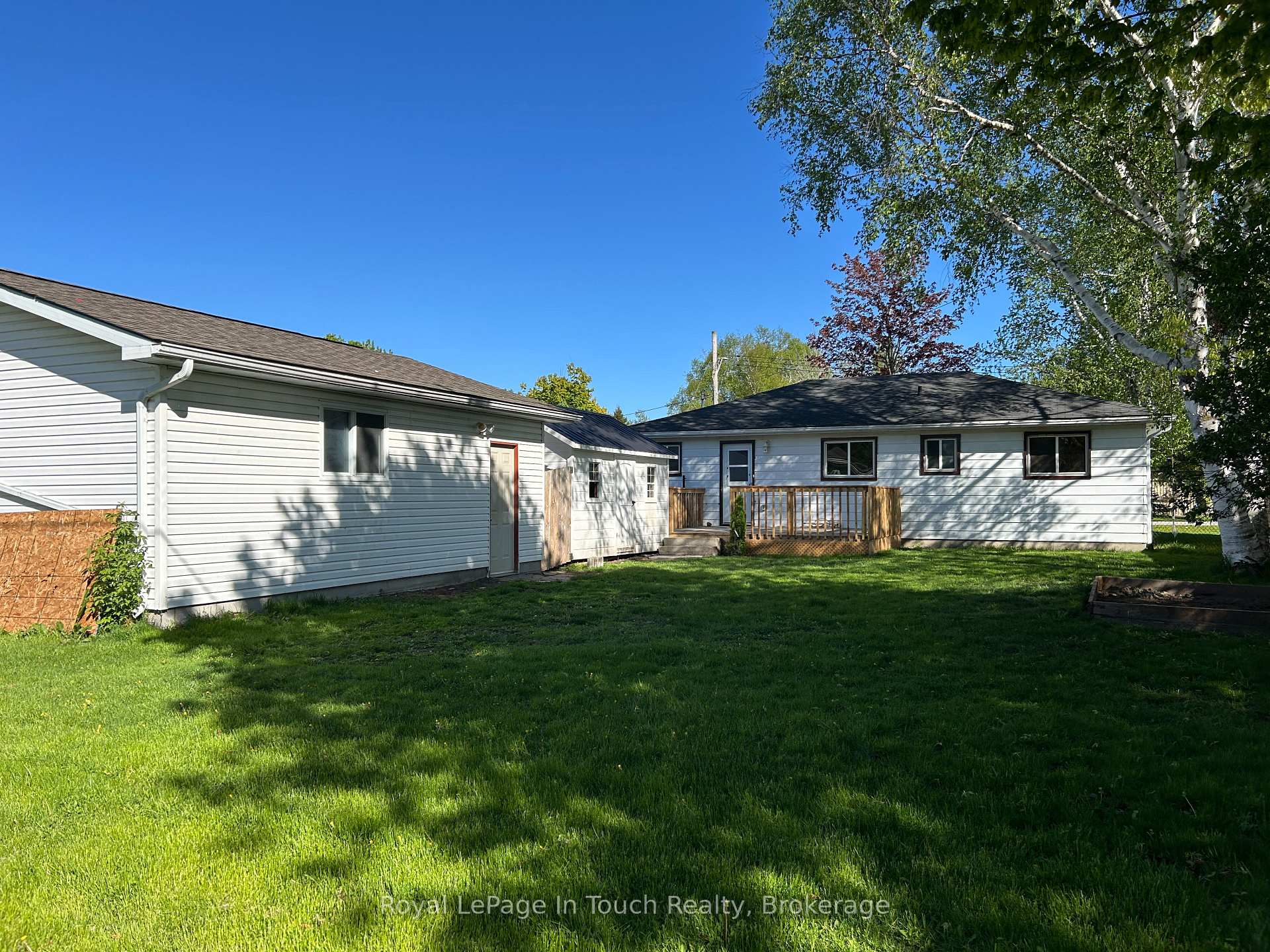 Photo 8 of 317 Wardell Street, Tay, Port McNicoll — HOMEH